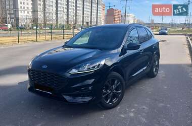 Позашляховик / Кросовер Ford Kuga 2021 в Києві
