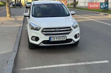 Внедорожник / Кроссовер Ford Kuga 2018 в 