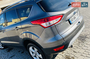 Внедорожник / Кроссовер Ford Kuga 2013 в 