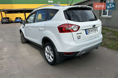 Позашляховик / Кросовер Ford Kuga 2011 в 