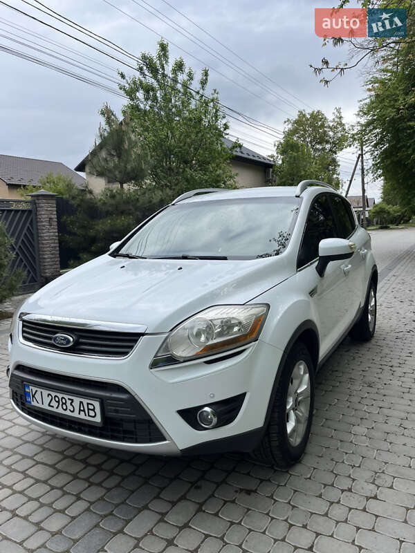 Ford Kuga 2011