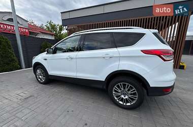Внедорожник / Кроссовер Ford Kuga 2013 в 