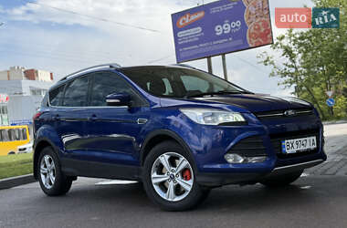 Позашляховик / Кросовер Ford Kuga 2013 в 