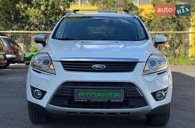 Позашляховик / Кросовер Ford Kuga 2012 в 