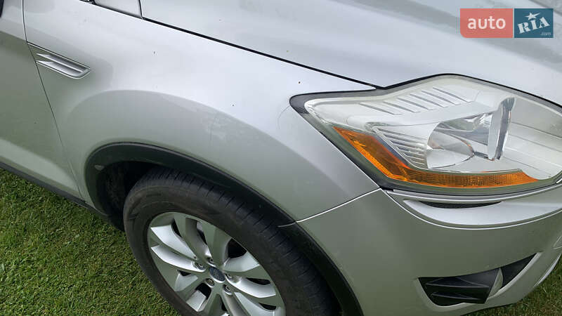Позашляховик / Кросовер Ford Kuga 2009 в Яворові
