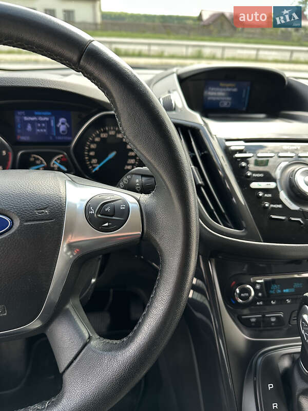 Внедорожник / Кроссовер Ford Kuga 2014 в Тернополе