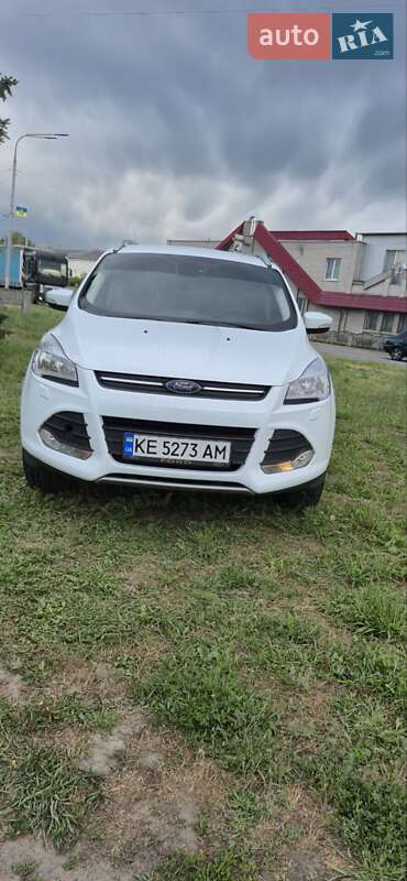 Внедорожник / Кроссовер Ford Kuga 2015 в Павлограде