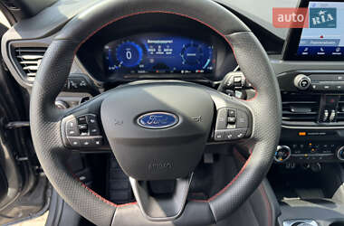 Внедорожник / Кроссовер Ford Kuga 2020 в 