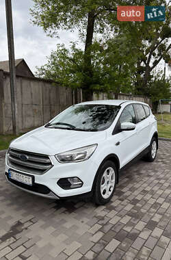 Внедорожник / Кроссовер Ford Kuga 2018 в 