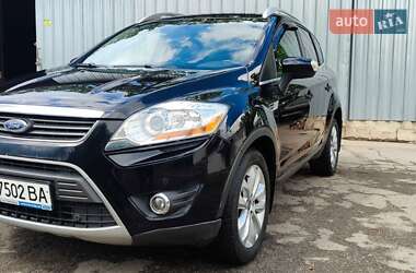 Позашляховик / Кросовер Ford Kuga 2012 в 