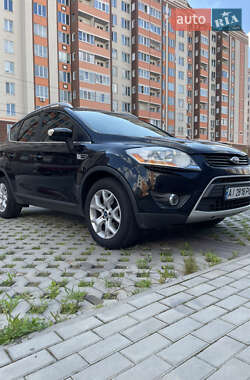 Внедорожник / Кроссовер Ford Kuga 2011 в 