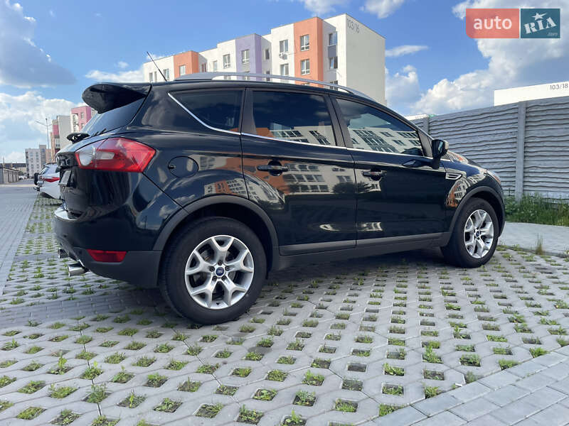 Внедорожник / Кроссовер Ford Kuga 2011 в Киеве