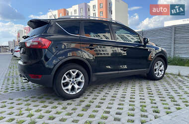 Внедорожник / Кроссовер Ford Kuga 2011 в 