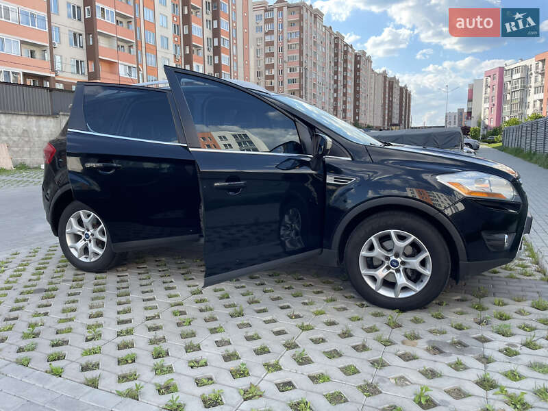 Внедорожник / Кроссовер Ford Kuga 2011 в Киеве