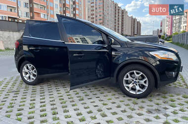 Внедорожник / Кроссовер Ford Kuga 2011 в 