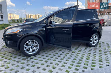 Внедорожник / Кроссовер Ford Kuga 2011 в 