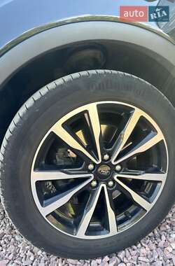 Внедорожник / Кроссовер Ford Kuga 2013 в 