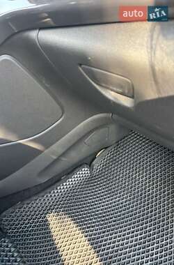 Внедорожник / Кроссовер Ford Kuga 2013 в 