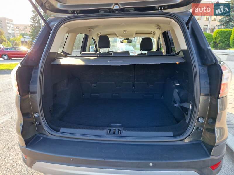 Внедорожник / Кроссовер Ford Kuga 2017 в Ровно фото 9 Внедорожник / Кроссовер Ford Kuga 2017 в Ровно