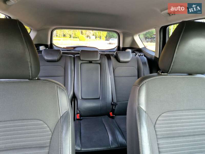 Внедорожник / Кроссовер Ford Kuga 2017 в Ровно фото 20 Внедорожник / Кроссовер Ford Kuga 2017 в Ровно