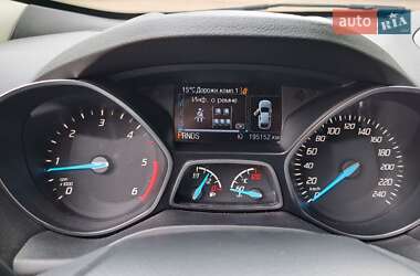 Внедорожник / Кроссовер Ford Kuga 2016 в 