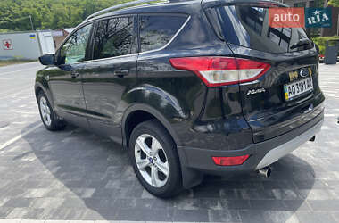 Внедорожник / Кроссовер Ford Kuga 2013 в 