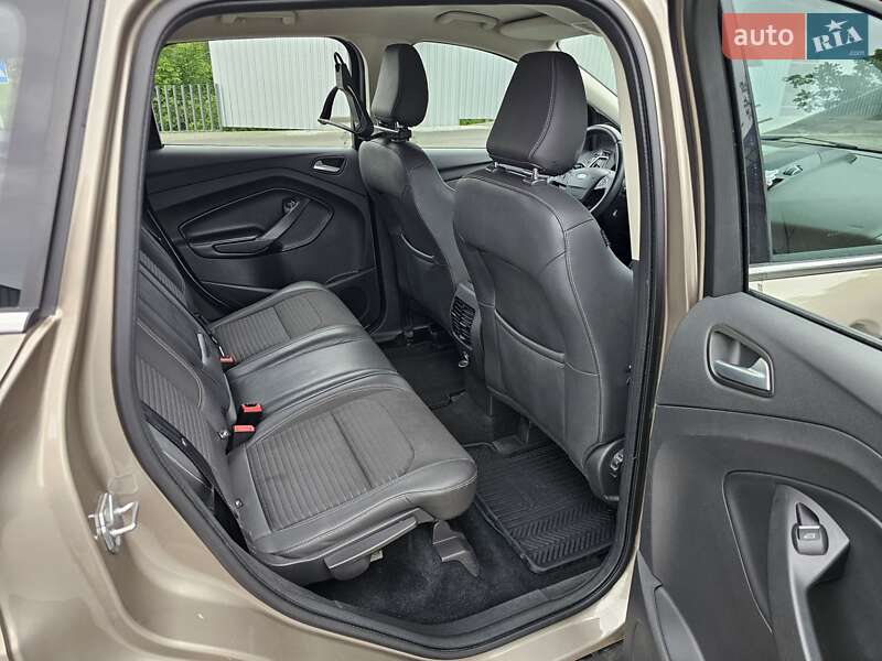 Внедорожник / Кроссовер Ford Kuga 2019 в Белой Церкви