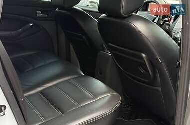 Внедорожник / Кроссовер Ford Kuga 2011 в 