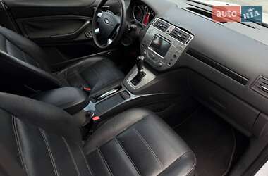Внедорожник / Кроссовер Ford Kuga 2011 в 