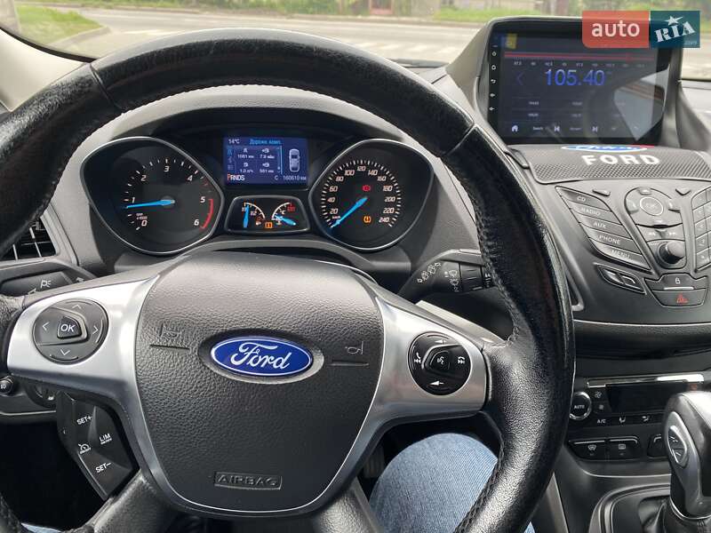 Внедорожник / Кроссовер Ford Kuga 2015 в Хмельницком