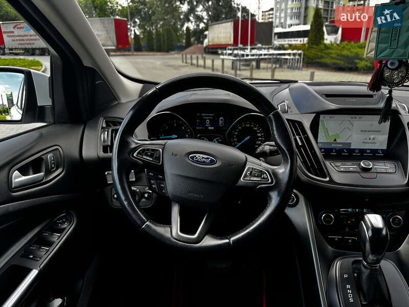 Внедорожник / Кроссовер Ford Kuga 2018 в Житомире