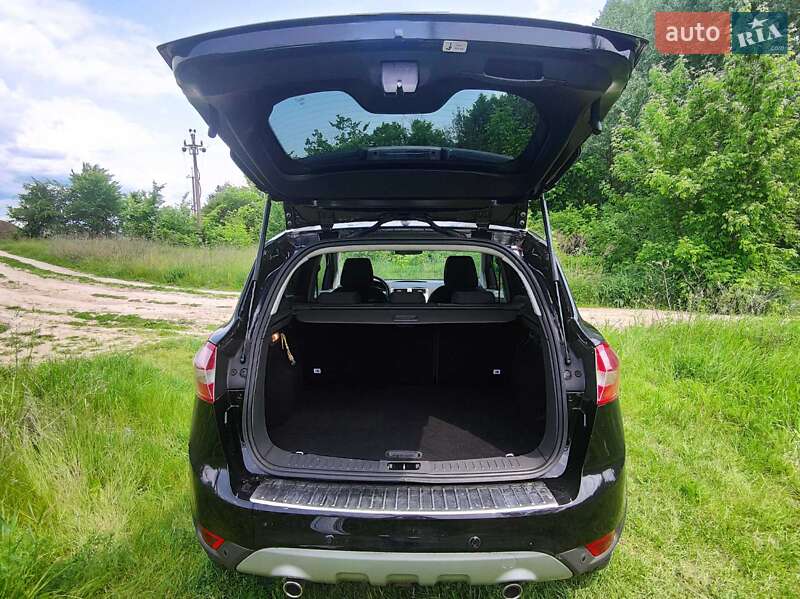 Внедорожник / Кроссовер Ford Kuga 2012 в Миргороде