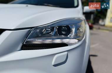 Внедорожник / Кроссовер Ford Kuga 2013 в 