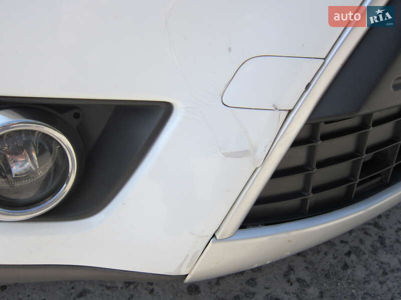 Позашляховик / Кросовер Ford Kuga 2011 в Цумані