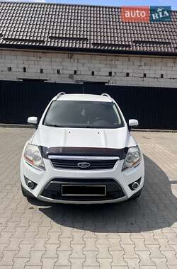Внедорожник / Кроссовер Ford Kuga 2012 в Казатине