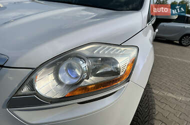 Внедорожник / Кроссовер Ford Kuga 2009 в 