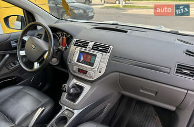 Внедорожник / Кроссовер Ford Kuga 2009 в 