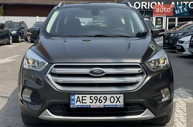 Внедорожник / Кроссовер Ford Kuga 2019 в 