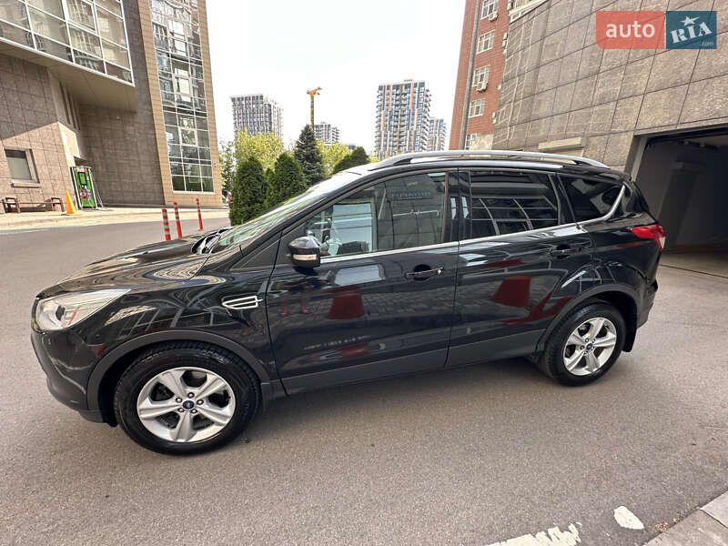 Внедорожник / Кроссовер Ford Kuga 2013 в Киеве