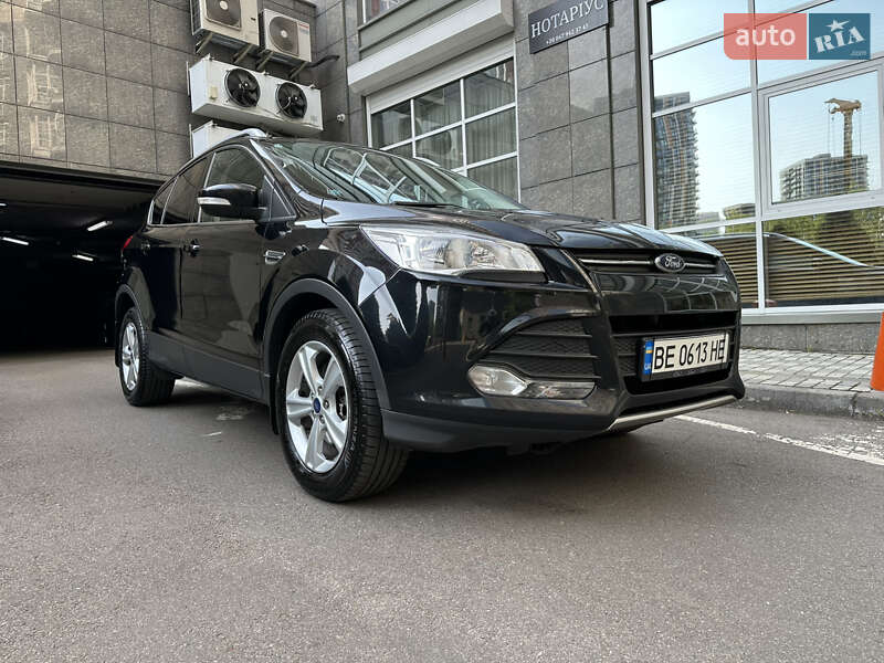 Внедорожник / Кроссовер Ford Kuga 2013 в Киеве