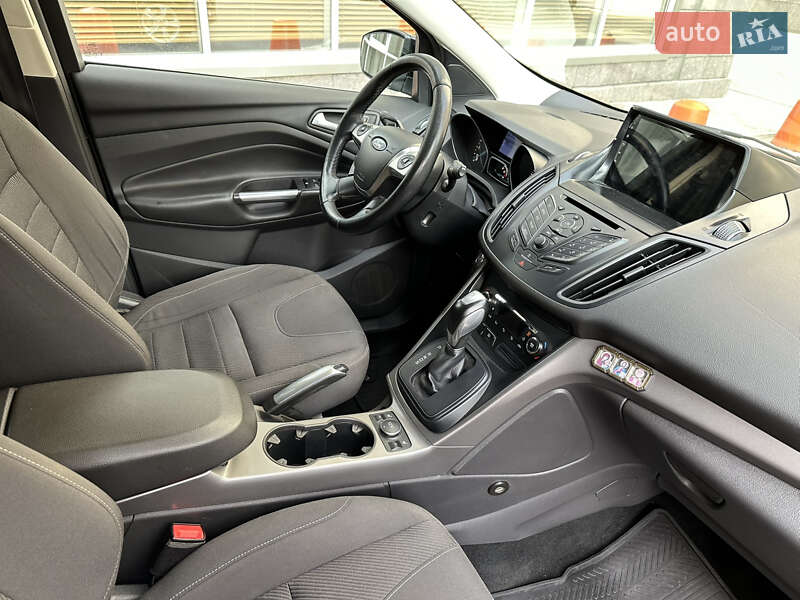 Внедорожник / Кроссовер Ford Kuga 2013 в Киеве