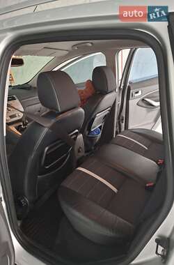 Внедорожник / Кроссовер Ford Kuga 2008 в 