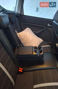 Внедорожник / Кроссовер Ford Kuga 2008 в 