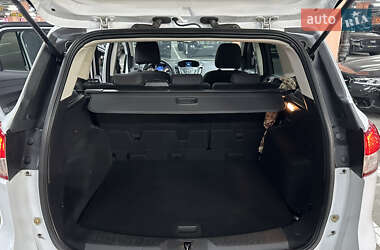 Внедорожник / Кроссовер Ford Kuga 2013 в 