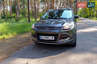 Внедорожник / Кроссовер Ford Kuga 2016 в 