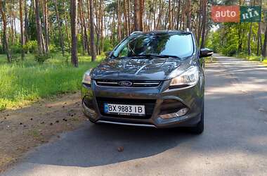 Внедорожник / Кроссовер Ford Kuga 2016 в 