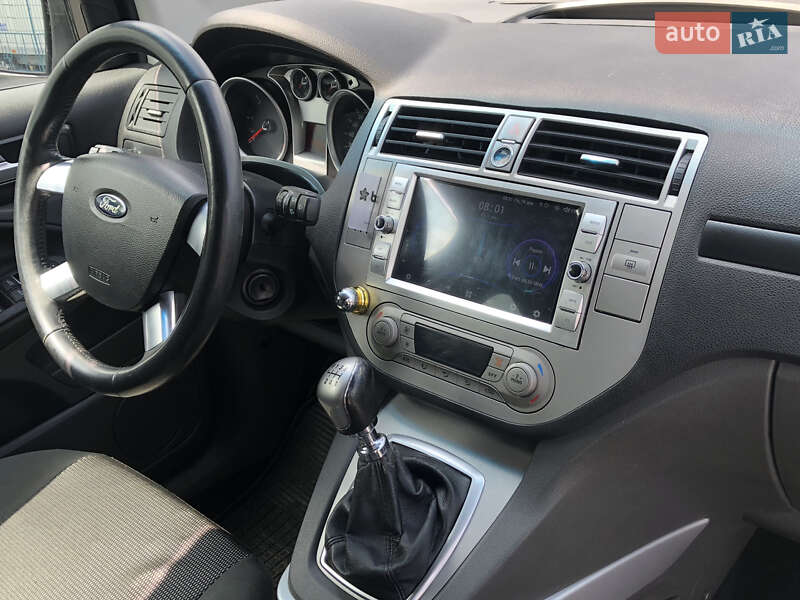 Внедорожник / Кроссовер Ford Kuga 2011 в Ровно