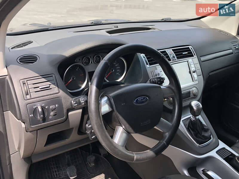 Внедорожник / Кроссовер Ford Kuga 2011 в Ровно