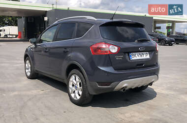 Внедорожник / Кроссовер Ford Kuga 2011 в 