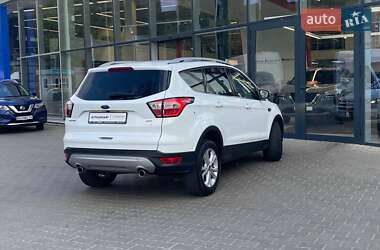 Внедорожник / Кроссовер Ford Kuga 2019 в 